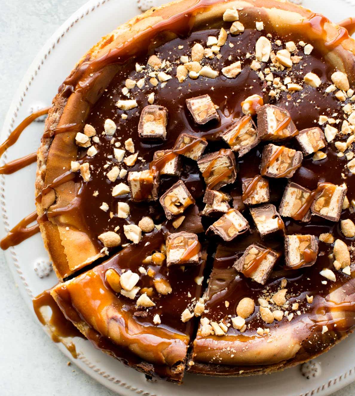 snickers-cheesecake